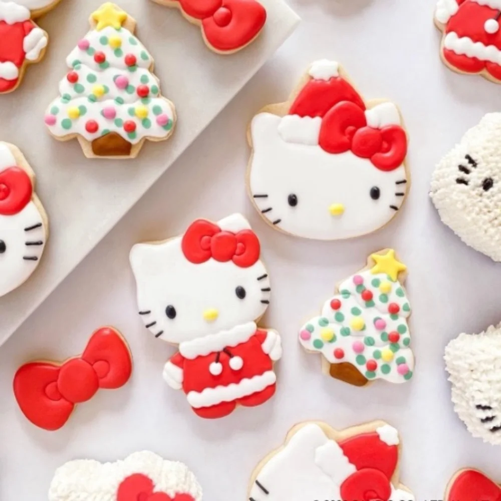 Hello Kitty Ultimate Holiday Baking Set